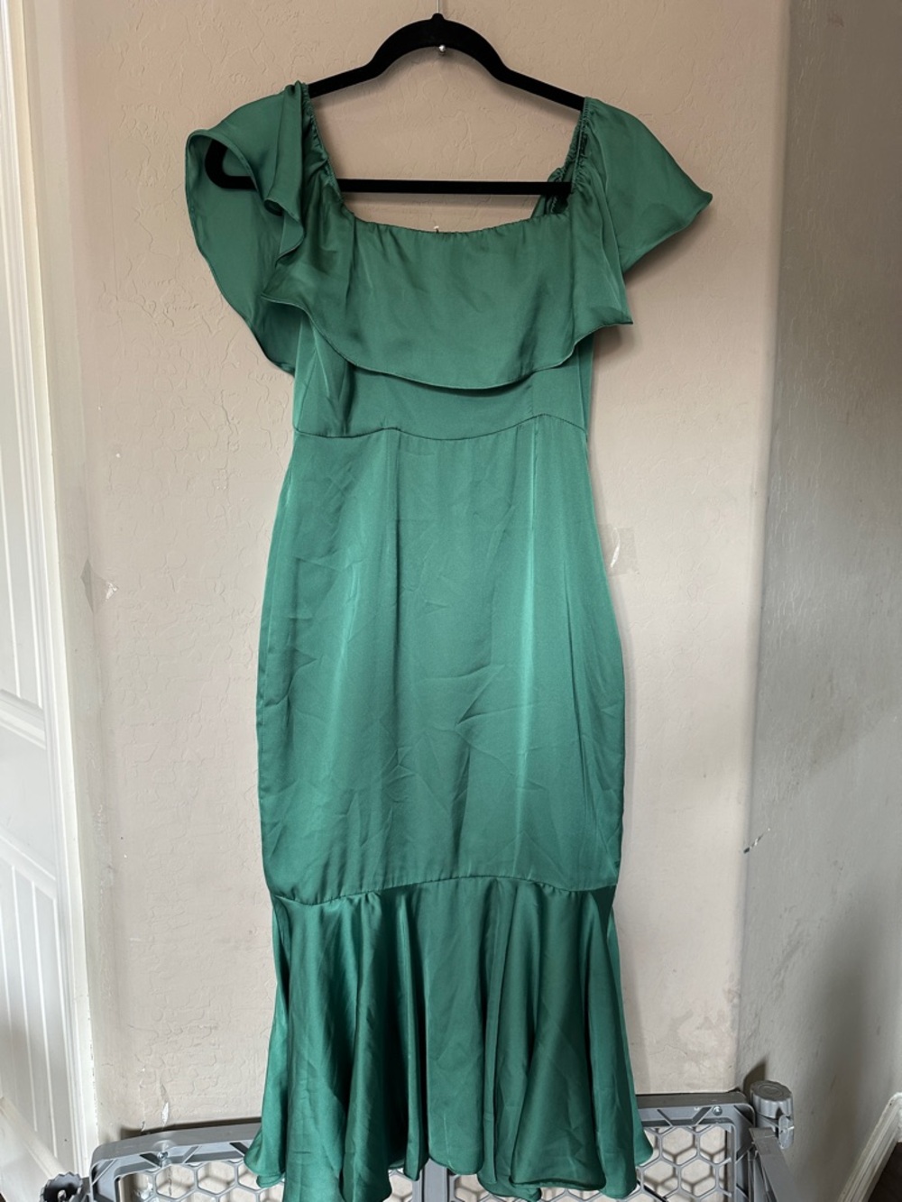 Lovers + Friends Teal Green Ruffle Off-Shoulder Maxi Dress